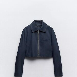 Zara Blue Blazer with Classic Collar and Streamlined Silhouette